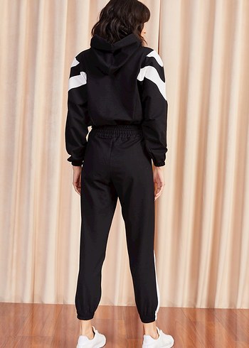 Siyah Çizgili Kadın Eşofman Takımı - Görsel 2