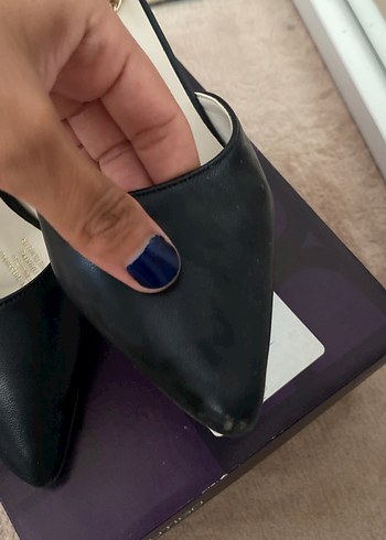 Butigo Zincir Detaylı Siyah Rugan Stiletto