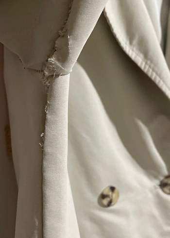 Düğmeli Bej Uzun Trençkot - Görsel 2