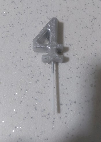 4 yaş mum