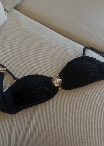 Yargıcı Siyah Bikini Üstü