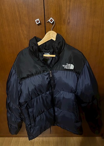 The North Face Siyah Şişme Mont - Görsel 4