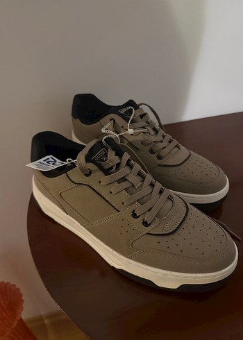 Lacivert Detaylı Kahverengi Erkek Spor Ayakkabı - Görsel 3