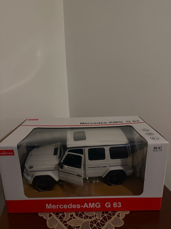 Uzaktan Kumandalı Mercedes-AMG G 63 Oyuncak Araba - Görsel 4