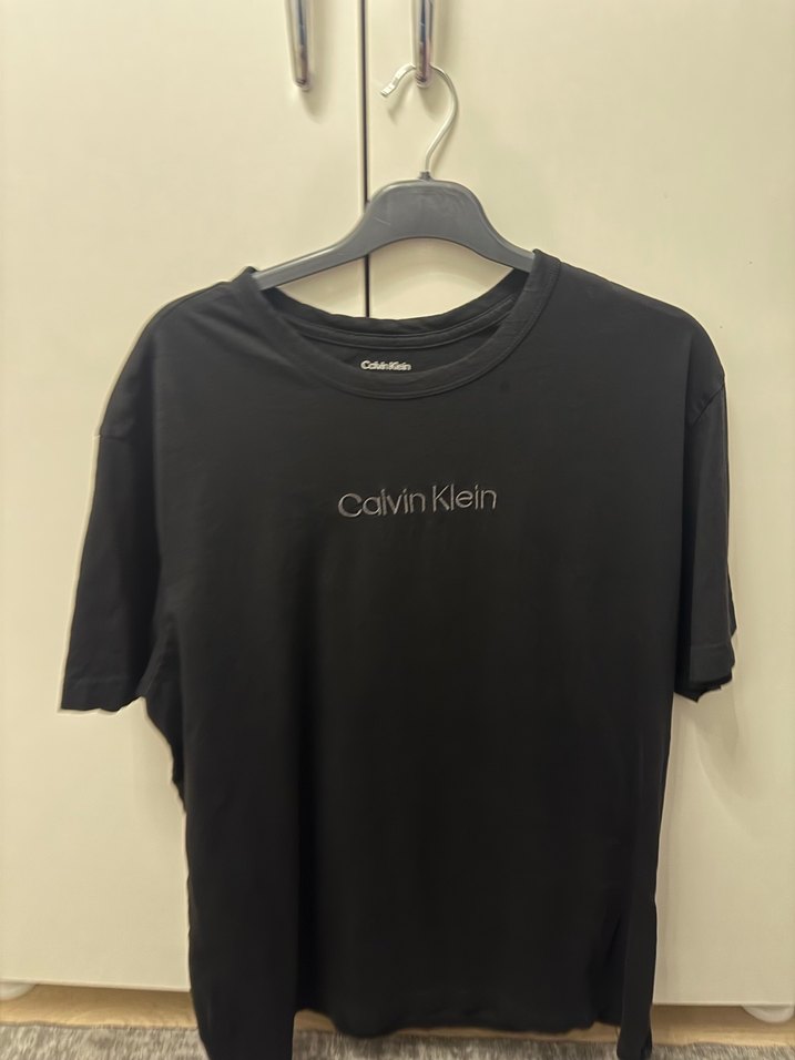 Calvin Klein Siyah Baskılı Erkek Tişört - Görsel 2