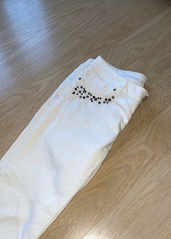 Roman beyaz aplikeli kadın Kot Pantolon - Görsel 3