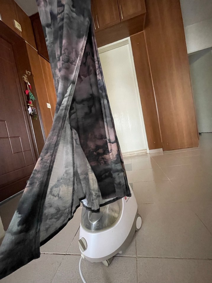 Uzun Kamuflaj Benzeri Desenli Rahat Elbise - Görsel 4