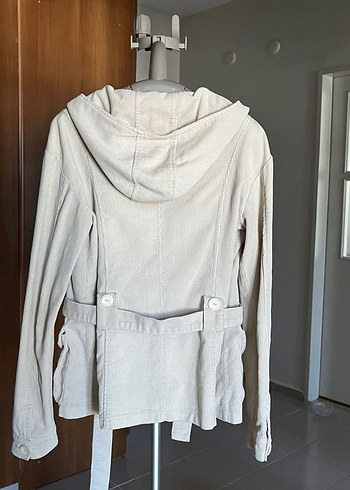 Düğmeli Bej Kadın Ceket - Görsel 2