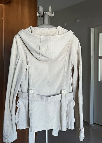 Düğmeli Bej Kadın Ceket - Görsel 3