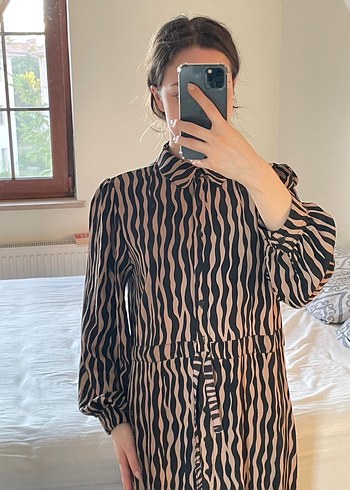 Kahverengi Zebra Desenli Uzun Kadın Elbisesi - Görsel 5