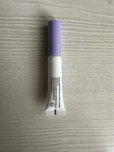  Beden Maybelline Superlock Kaş Sabitleyici