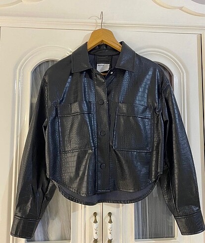 Bershka Bershka Kadın Deri Ceket