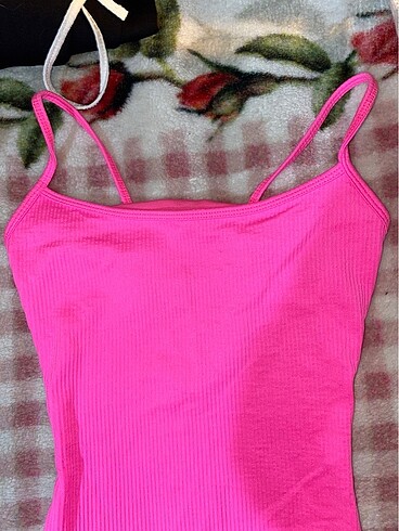 xs Beden bershka pembe bluz