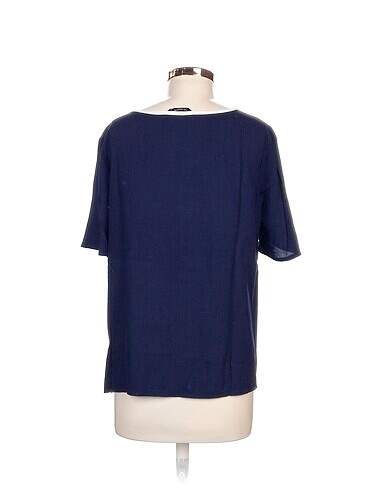 40 Beden LC Waikiki Bluz %70 İndirimli.