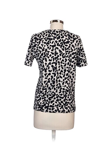 l Beden LC Waikiki T-shirt %70 İndirimli.