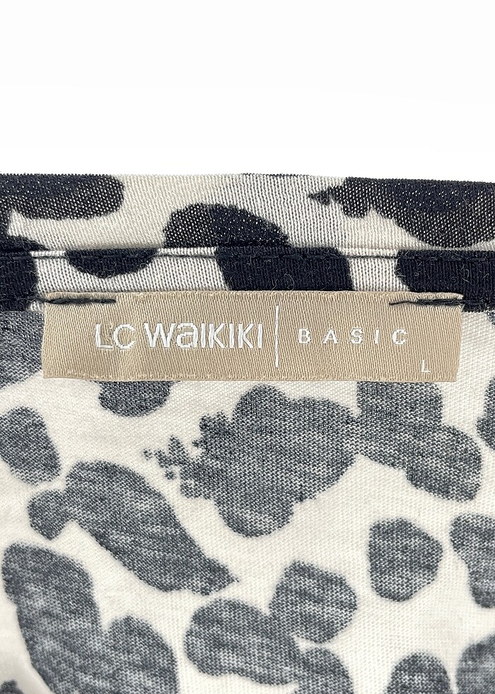 LC Waikiki T-shirt %70 İndirimli. - Görsel 4