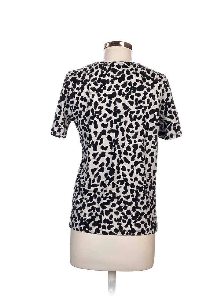 LC Waikiki T-shirt %70 İndirimli. - Görsel 3