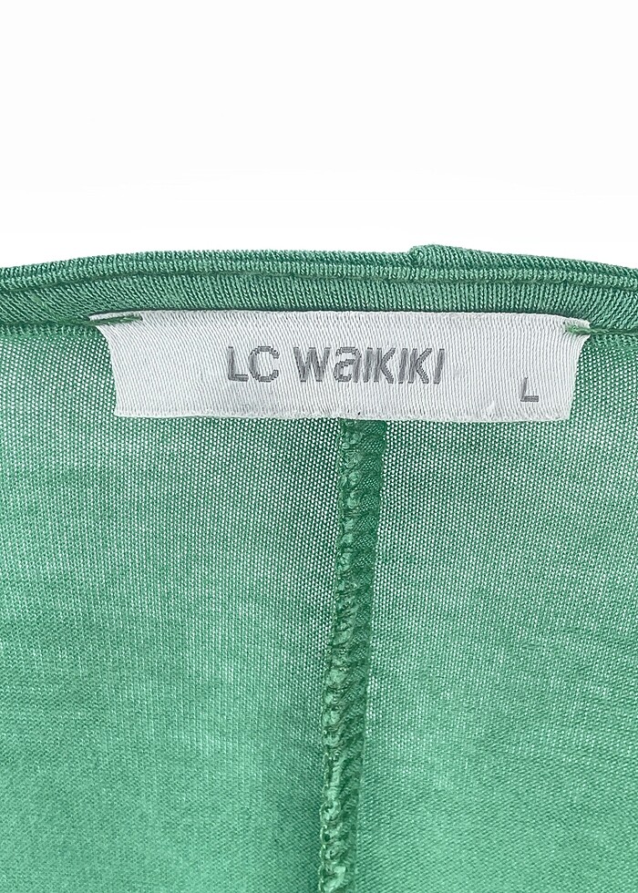 LC Waikiki T-shirt %70 İndirimli. - Görsel 4