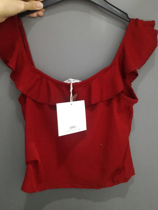 Kırmızı yazlık