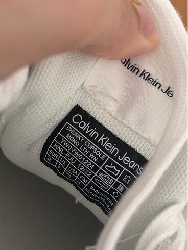 38 Beden beyaz Renk Calvin klein