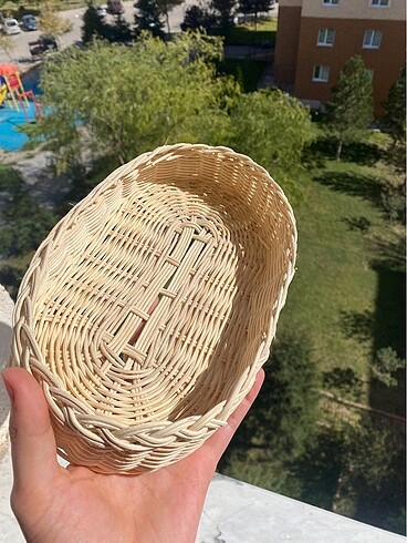 Zara Home El örgüsü rattan sepet