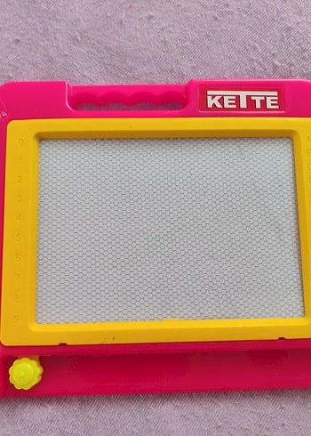 Renkli Pembe Kelte Yazı Tahtası