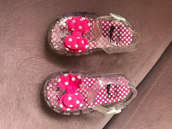 Pembe plaj ayakkabısı sandalet