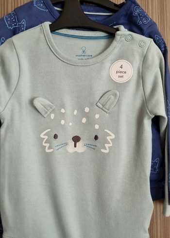 Mothercare Bebek 2 adet body 2 adet MOTHERCARE MARKA 6/9 AY YENI 4 PARCA