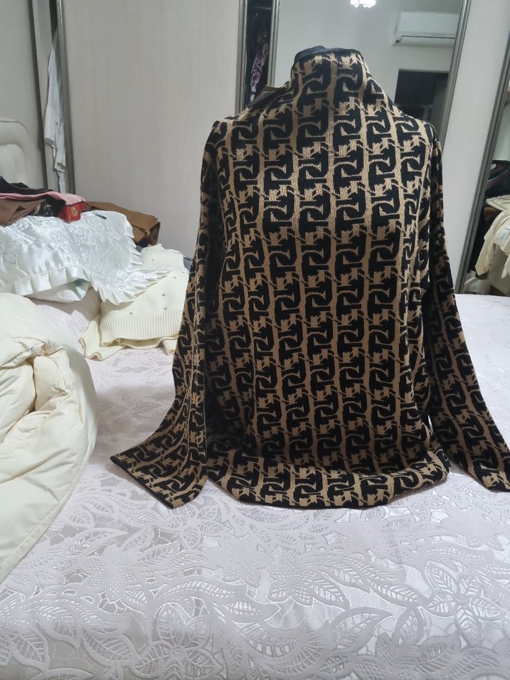 Gusto marka kazak ORJİNAL L/XL BEDEN - Görsel 3