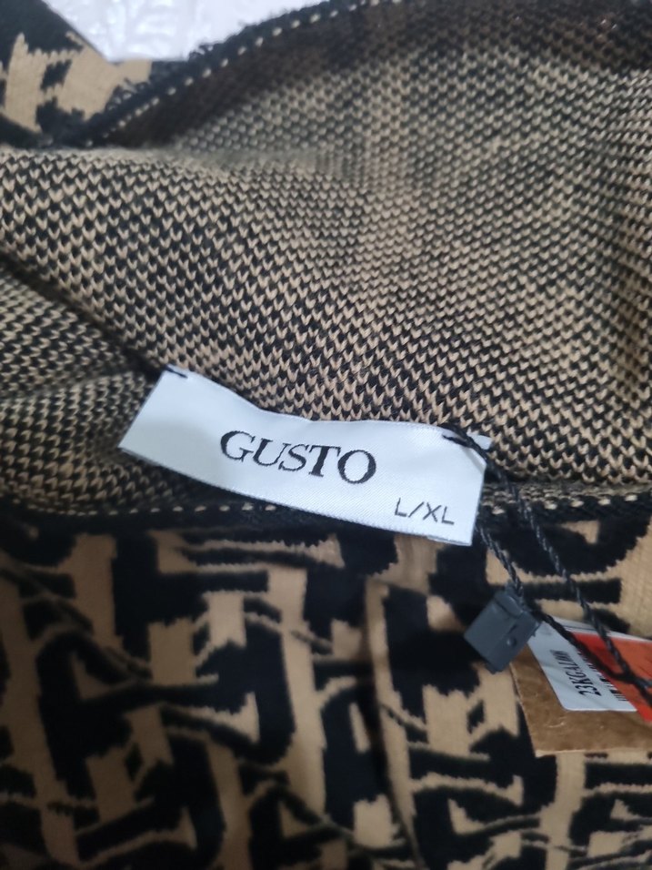 Gusto marka kazak ORJİNAL L/XL BEDEN - Görsel 5