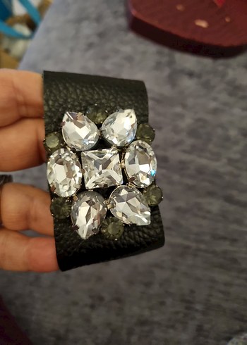 Taşlı Kemerli Yılan Desenli Gri Broş.Deri - Görsel 4