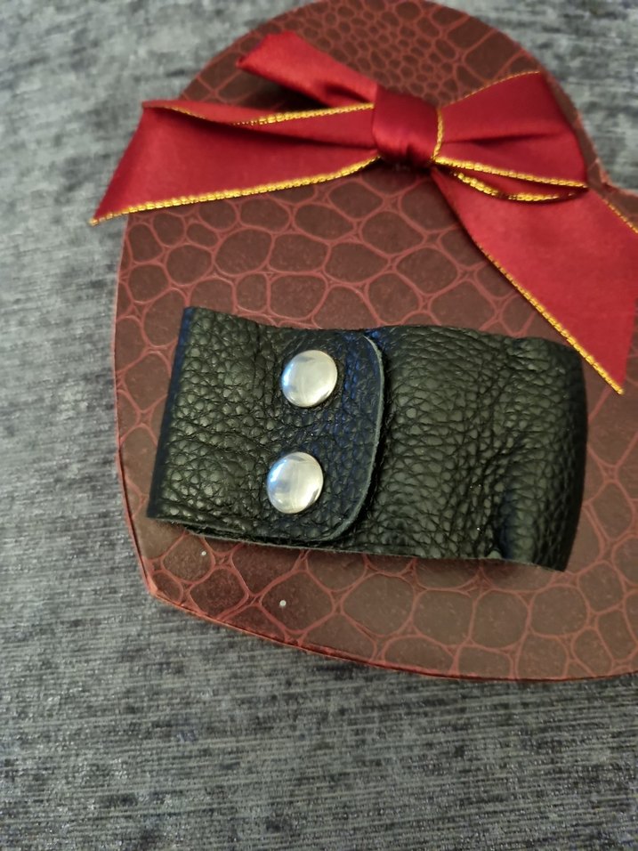 Taşlı Kemerli Yılan Desenli Gri Broş.Deri - Görsel 3