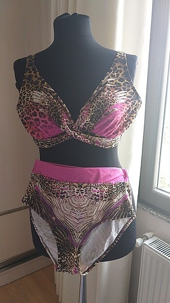 BIKINI TAKIMI NO GOSSIP MARKA