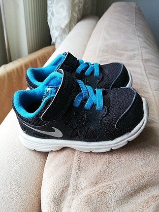Adidas cocuk ayakkabisi