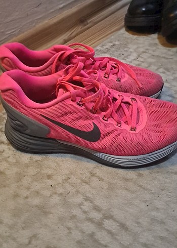 Nike Pembe Bağcıklı Kadın Spor Ayakkabı - Görsel 4