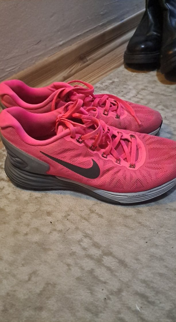 Nike Pembe Bağcıklı Kadın Spor Ayakkabı - Görsel 4