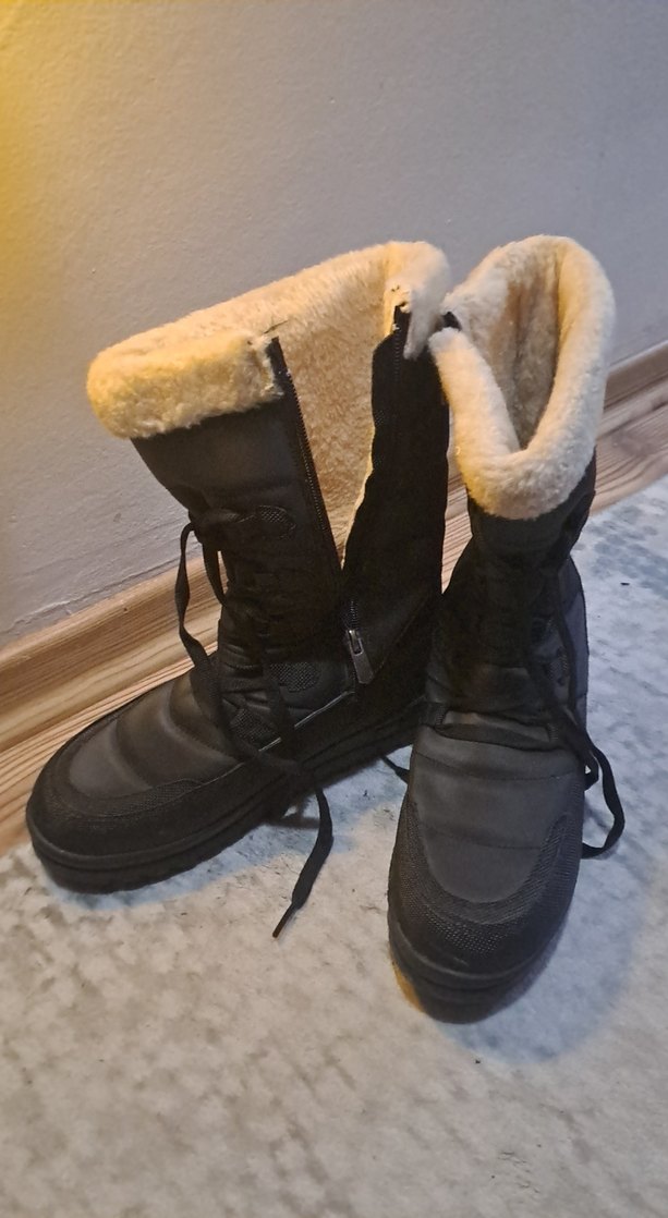 Siyah Kadin Botu - Görsel 2