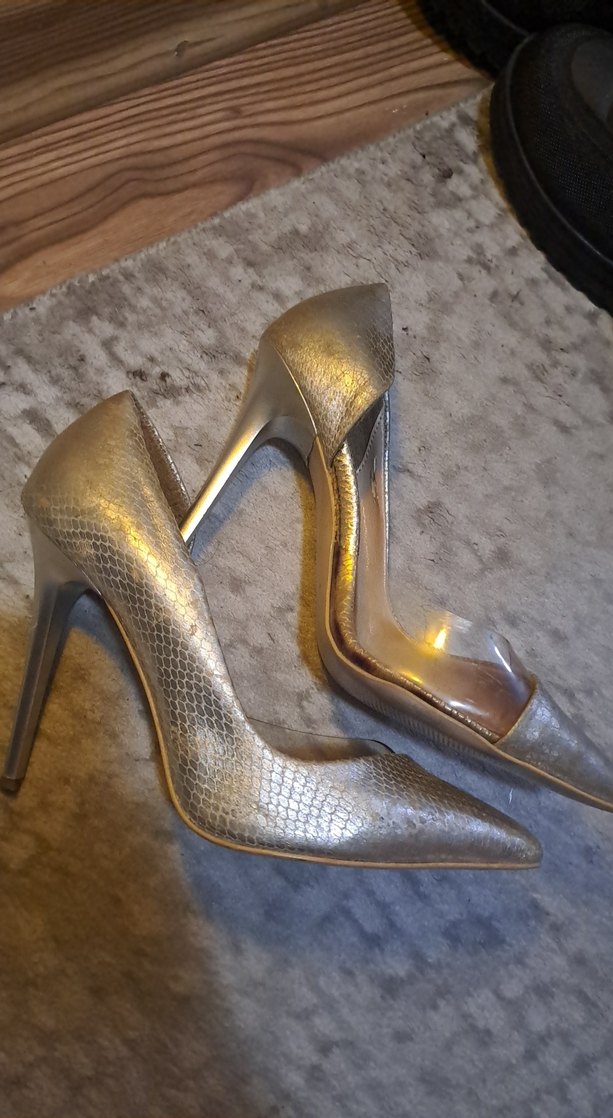 Altın Rengi Yılan Desenli Stiletto Topuklu Kadın Ayakkabı - Görsel 5