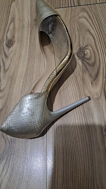 37 Beden altin stiletto