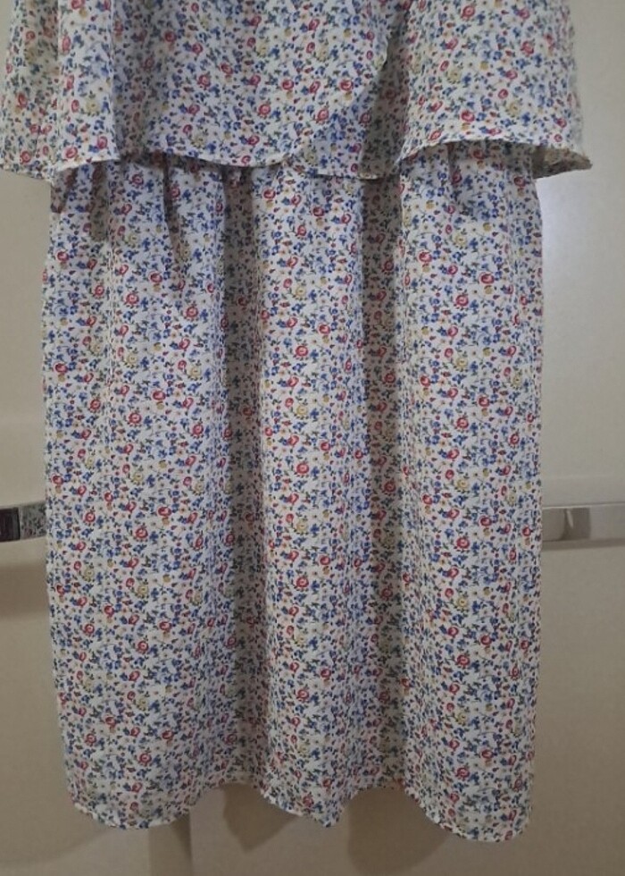 cicekli elbise - Görsel 4