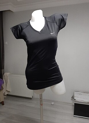 Spor tshirt üst badi body