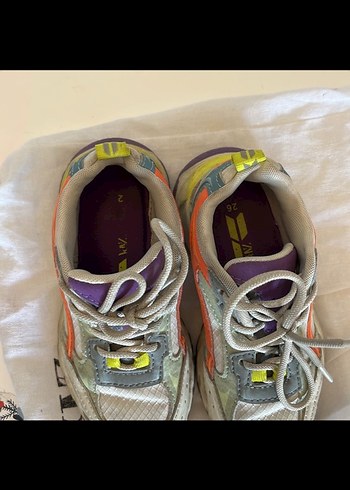 Kız Çocuk Çok Renkli Bağcıklı Spor Ayakkabı - Görsel 3