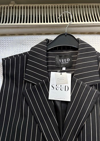 Zara Çizgili Siyah Kemerli Midi Kadın Yelek