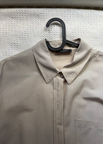 Zara Bej Düğmeli Uzun Kollu Keten Kadın Gömlek