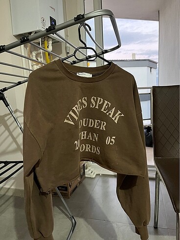 Bershka crop sweat
