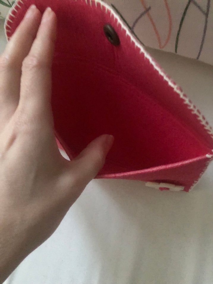 Düğmeli Kırmızı Nakışlı Kadın Cüzdanı - Görsel 3