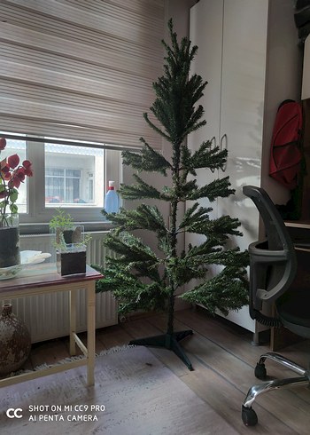 180 cm 410 dal Parlak Yeşil Yapay yılbaşı Çam Ağacı