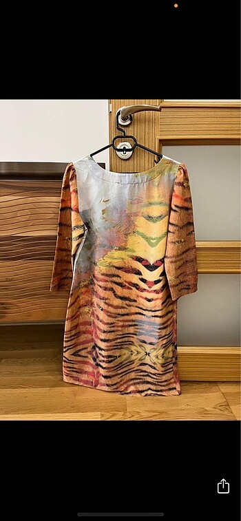 Batik Batik Yeni Saten Elbise