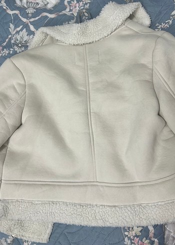 Stradivarius Kürklü Beyaz Kadın Ceket - Görsel 4