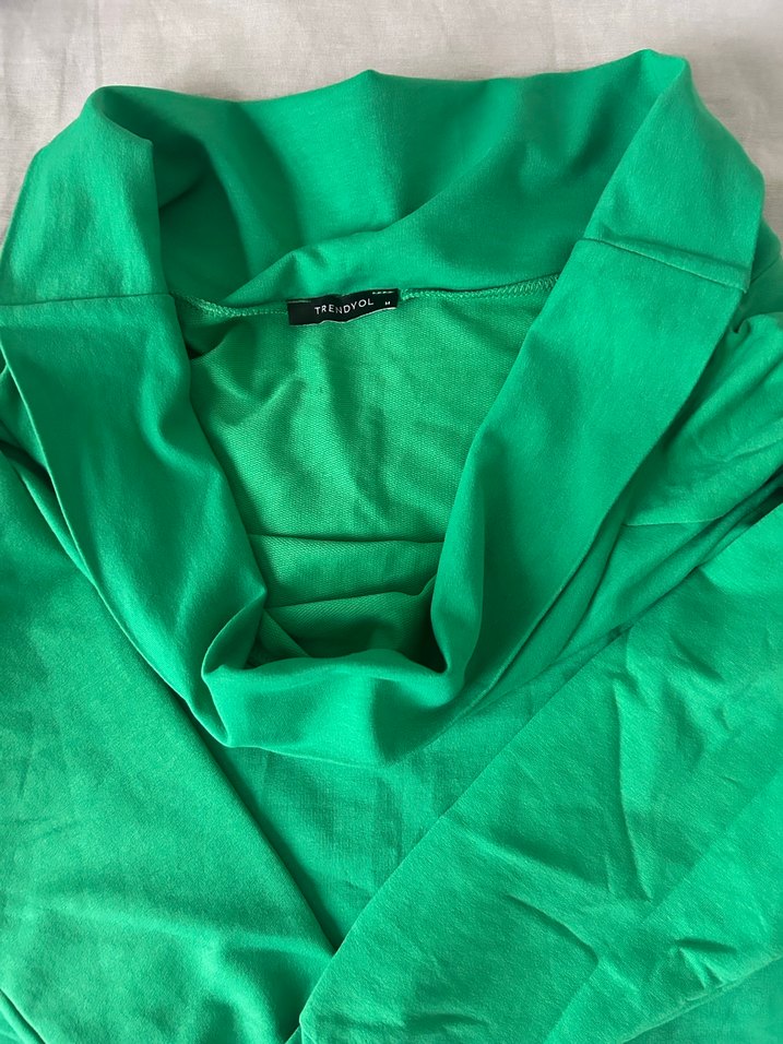 Kadın Yeşil Uzun Kollu Tek Renk Sweatshirt - Görsel 2